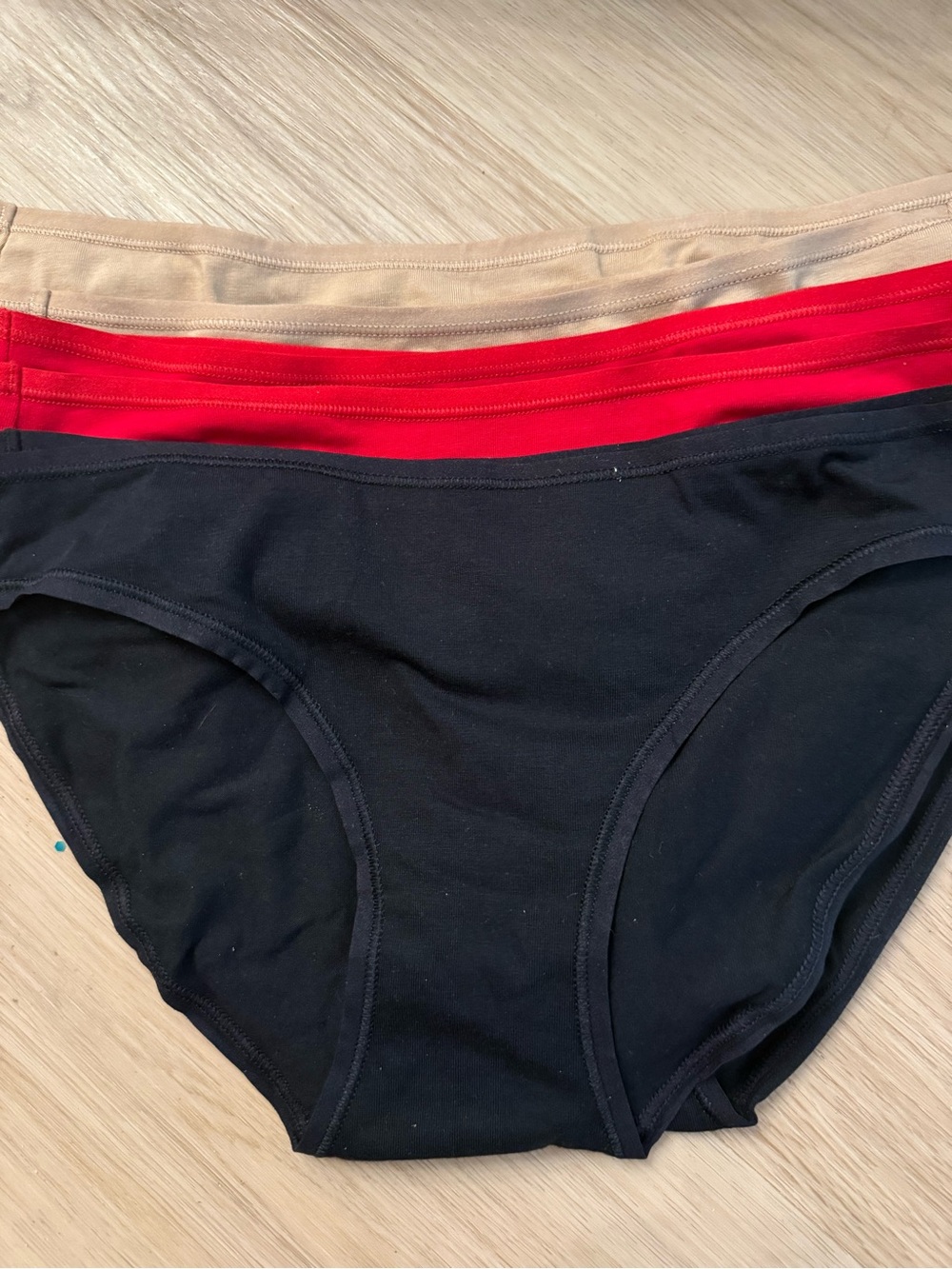 Quince Organic Cotton Briefs Underwear Panties Black.Sand Ruby NEW